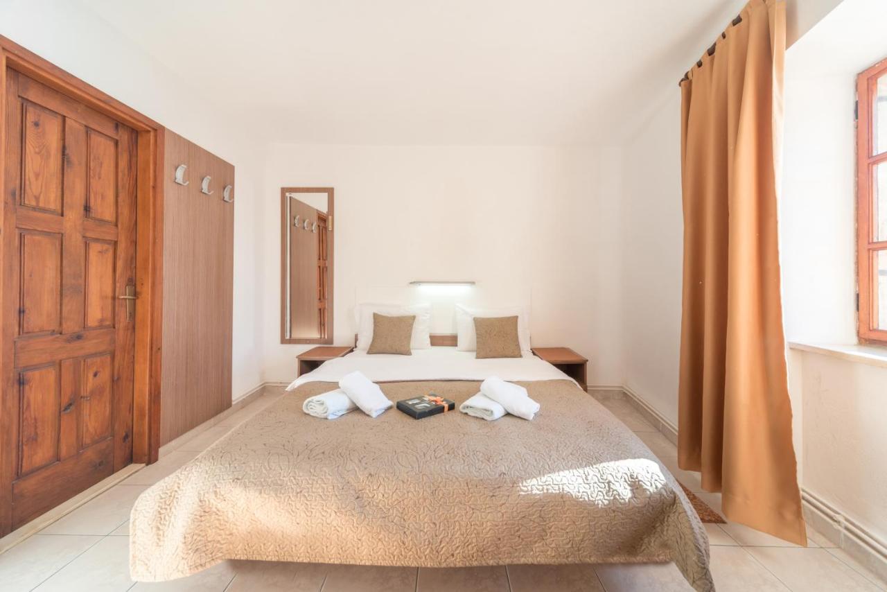 R Club Apartments Old Town 부드바 외부 사진