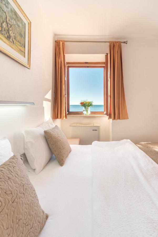 R Club Apartments Old Town 부드바 외부 사진